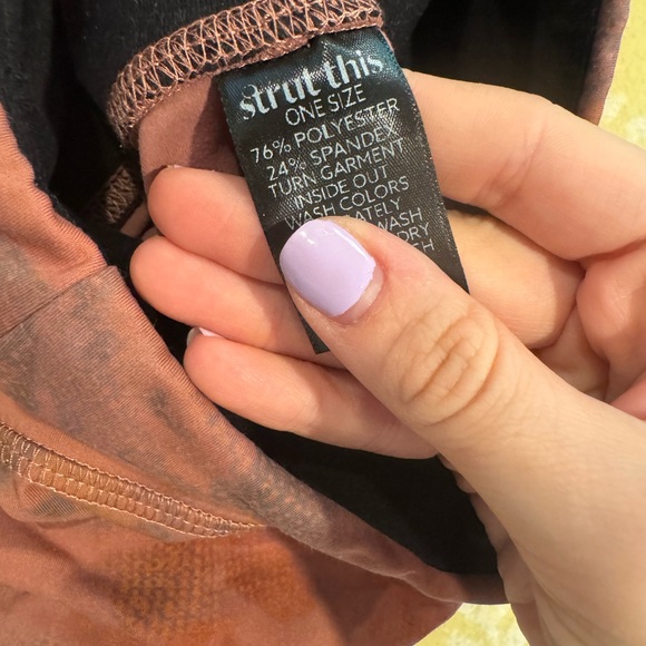 Strut this tie dye set - Picture 2 of 3